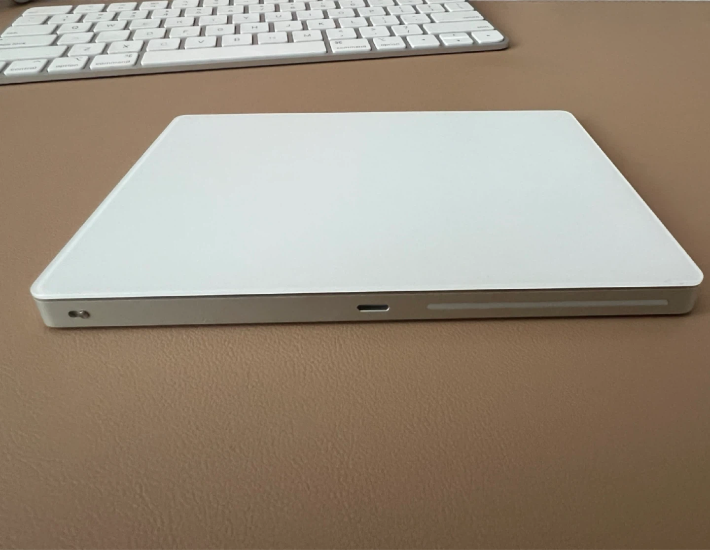 Apple Magic Trackpad and Keyboard - White - photo 4