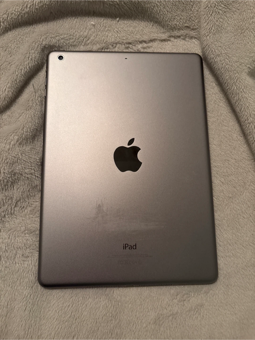 Apple iPad - photo 2