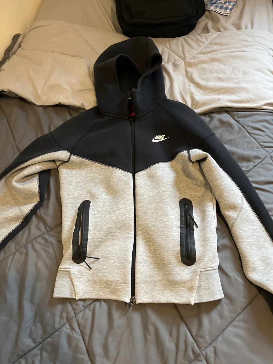 Nike Tech Fleece Full-Zip Hoodie - Black/Grey