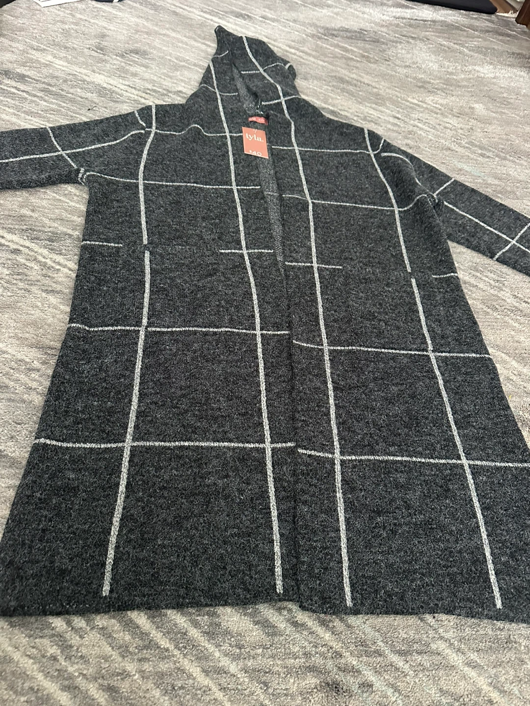 Iyla XL/TG Grey Hooded Cardigan - New with Tags!