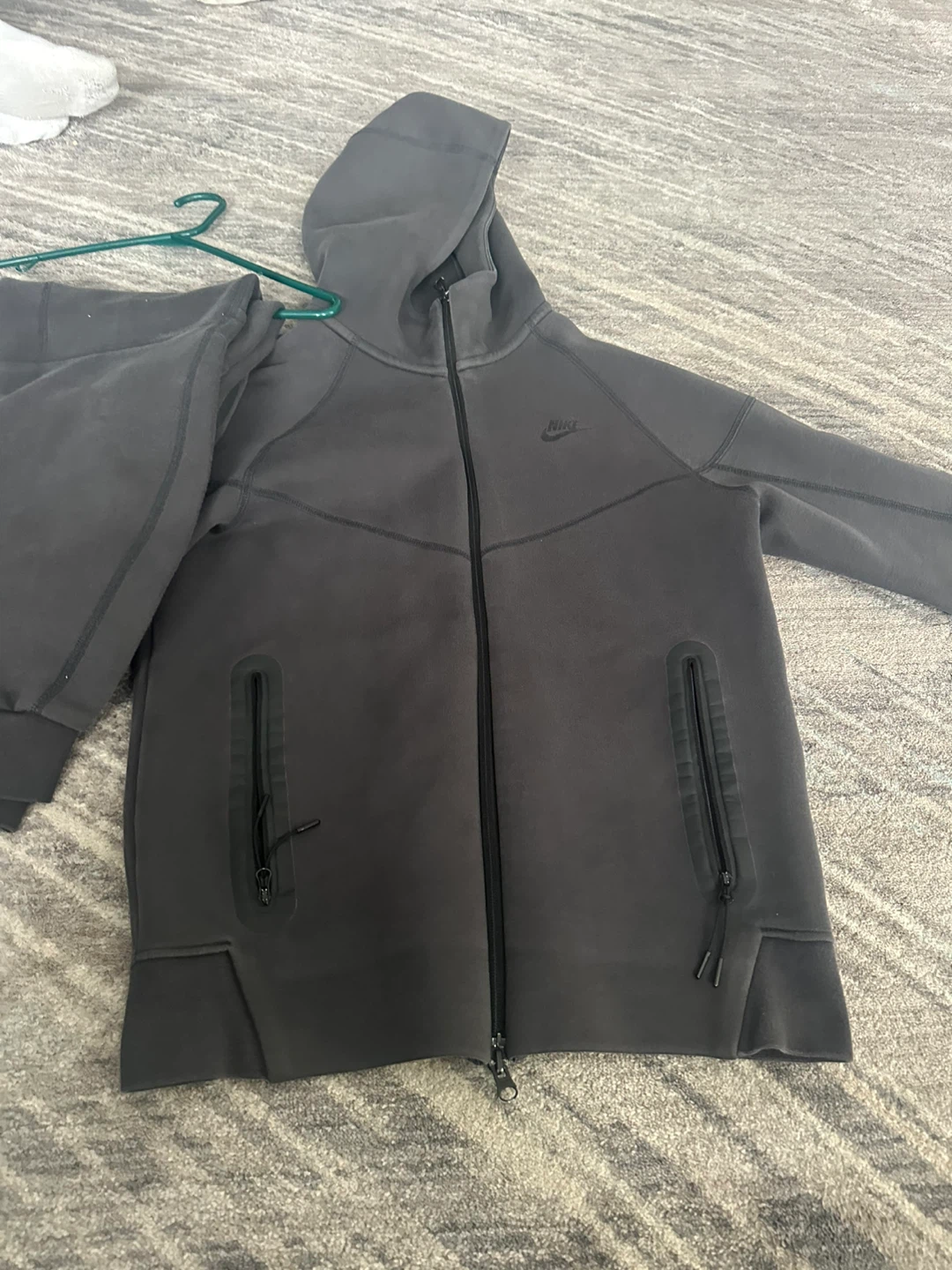 Nike Tech Fleece Dark Grey Set men’s - photo 2