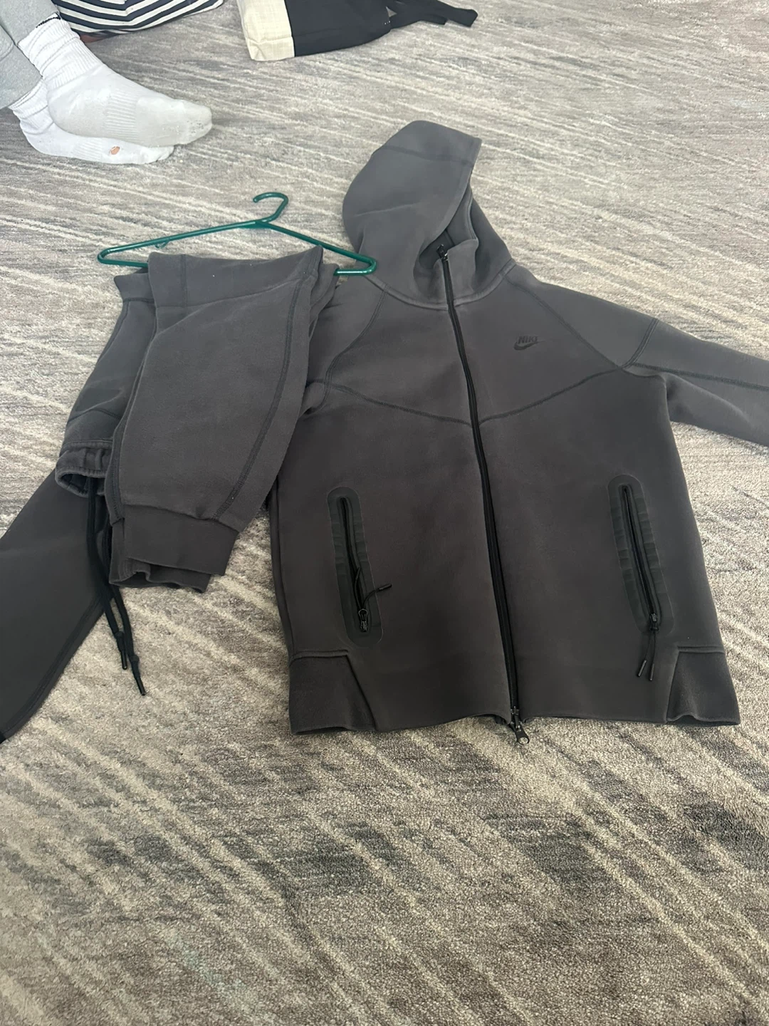 Nike Tech Fleece Dark Grey Set men’s - photo 4