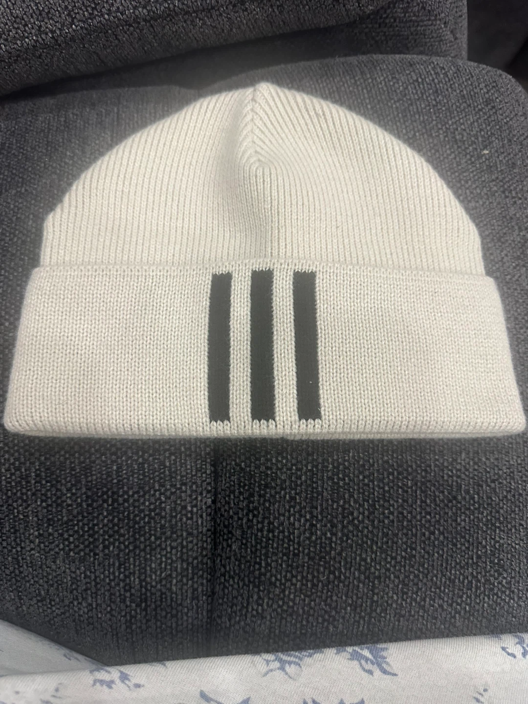 Adidas Beanie - light cream