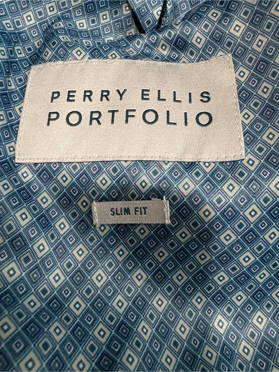 Perry Ellis Portfolio Suit - 38R/32W - photo 2