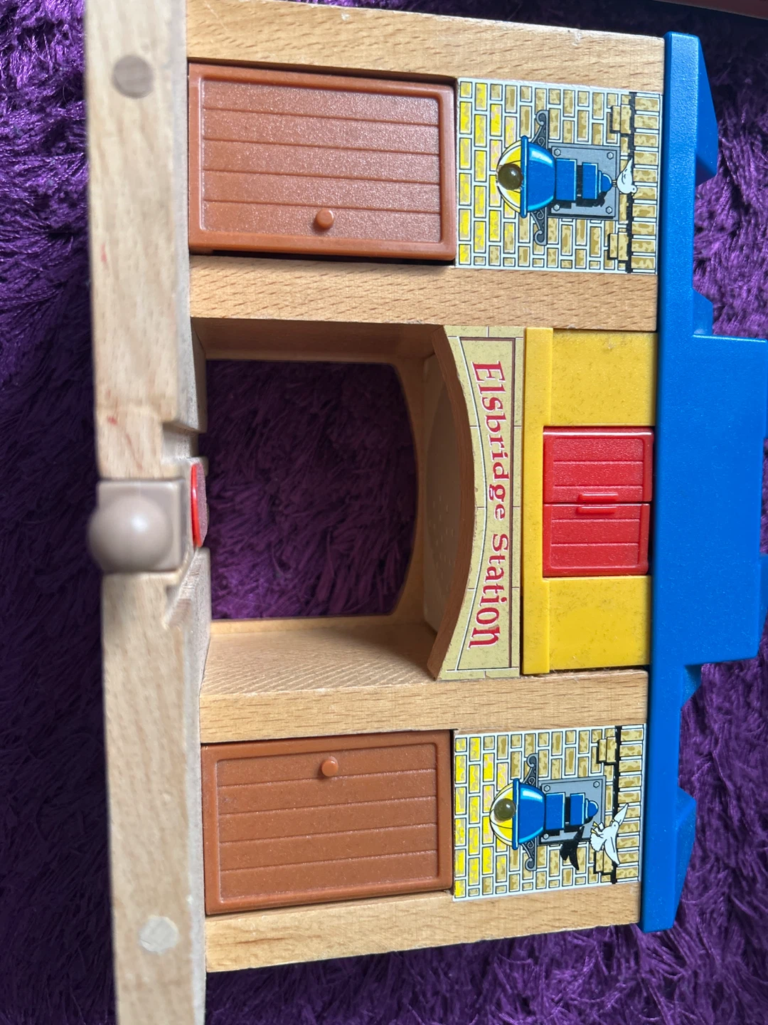 Thomas and Friends Eisbridge Station Wooden Train Station