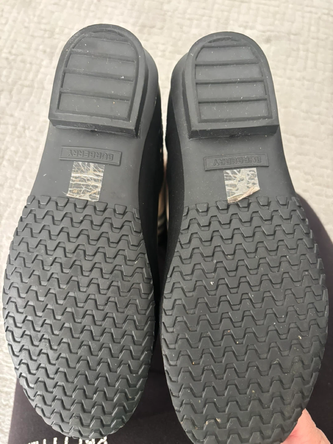 Burberry Check Rain Boots - Size 39 - photo 4
