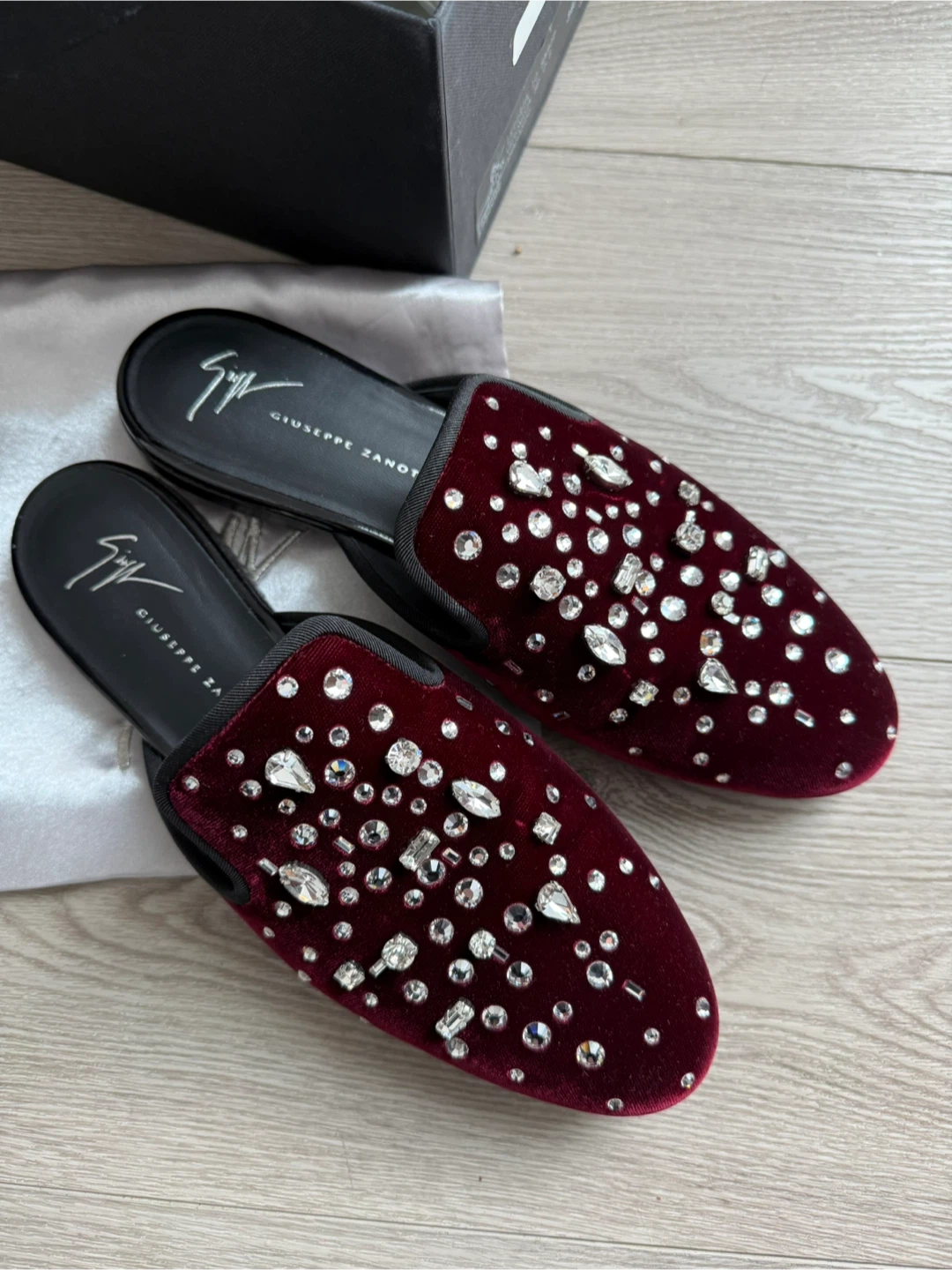 Giuseppe Zanotti Elsa Crystal Velvet Mules
