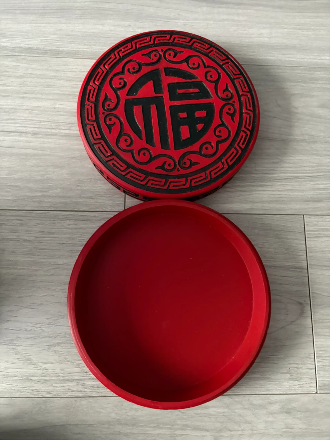 Red & Black Lacquerware Trinket Box