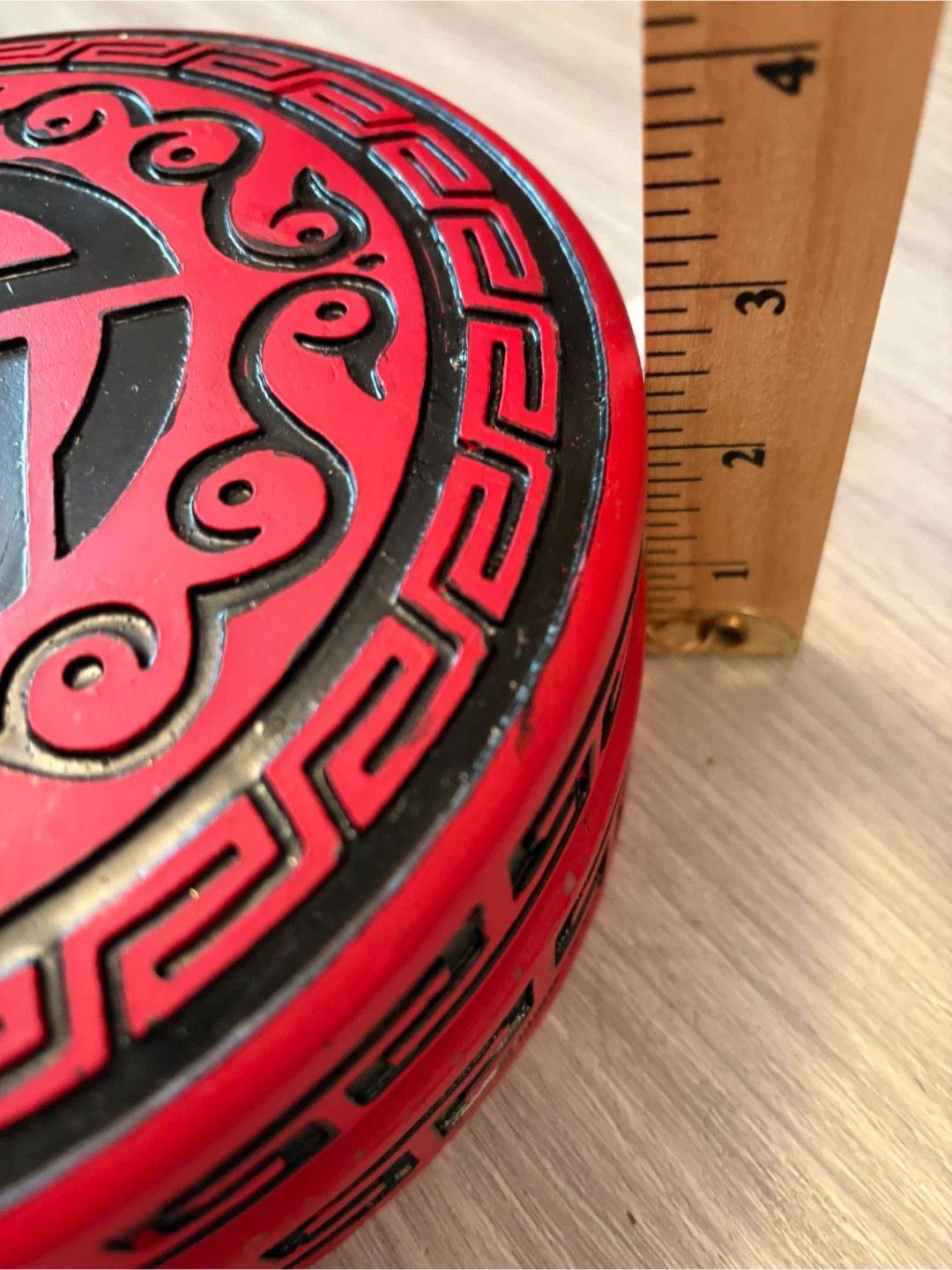 Red & Black Lacquerware Trinket Box - photo 4