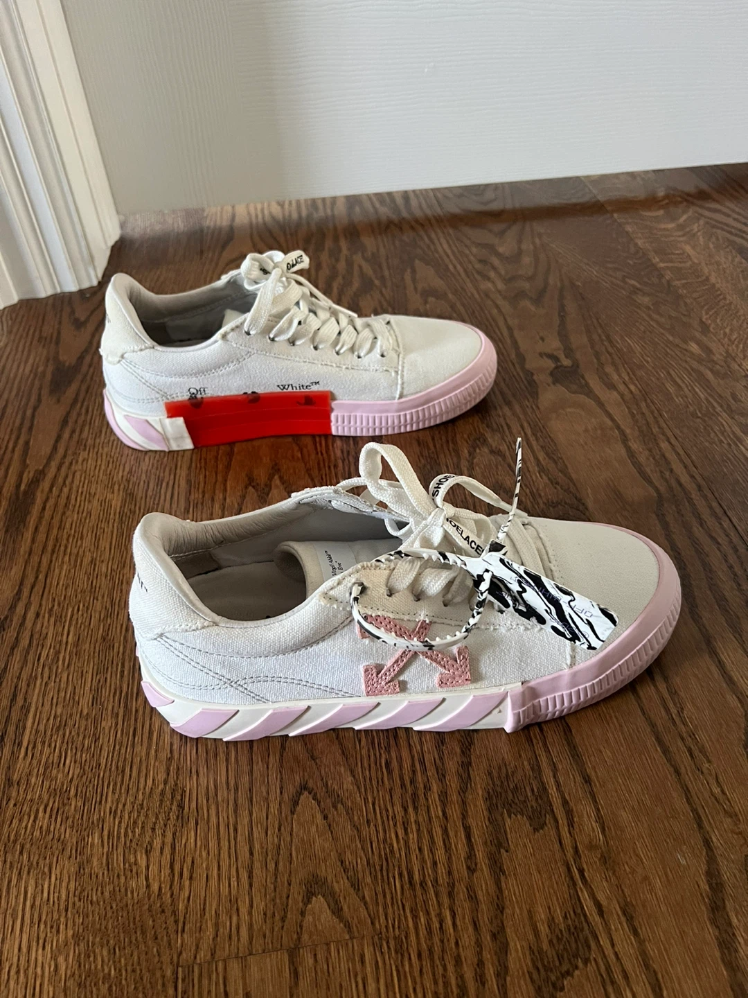 Off-White -White/Pink Sneakers - photo 4