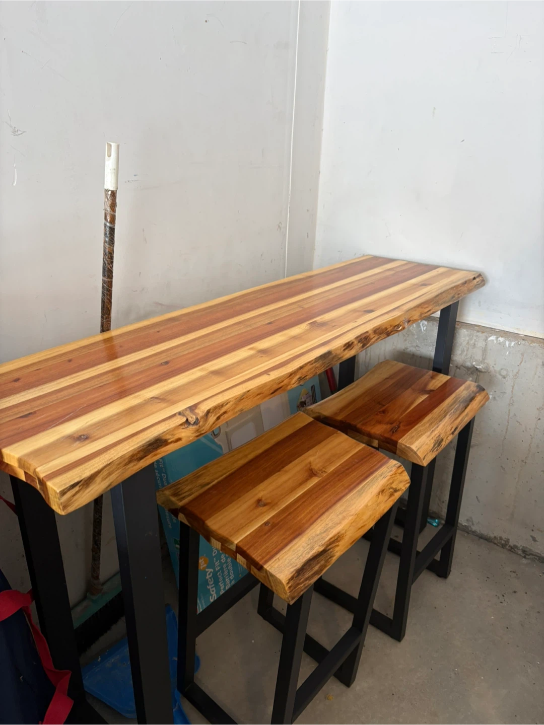 Wood Bar Table with 2 Stools