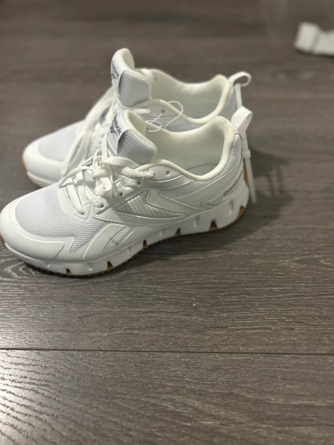 Reebok women’s Leather White Sneakers