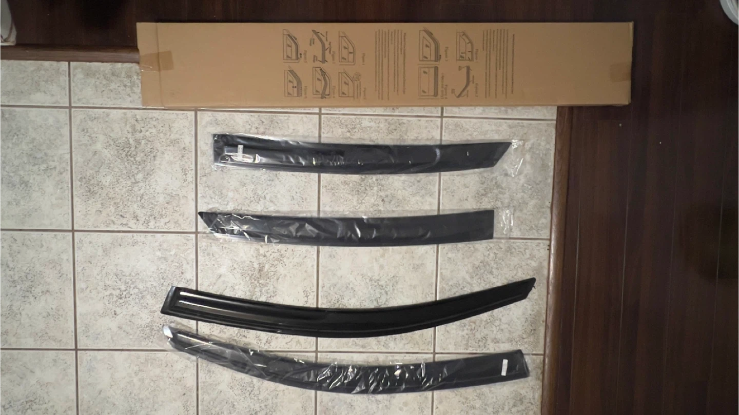 Car Window Visor Set - New in Box - photo 2