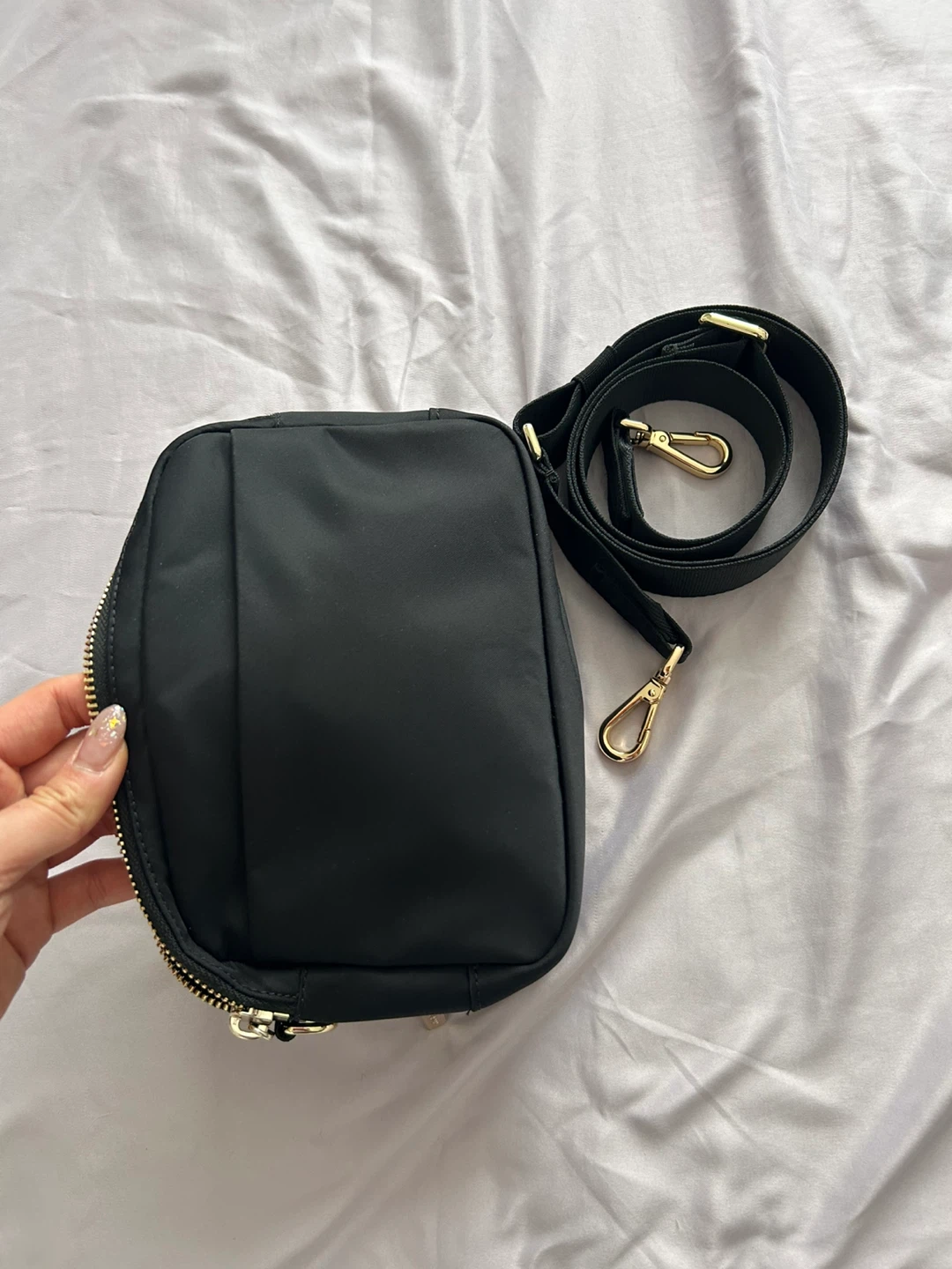 Lululemon Black Crossbody Bag - photo 3