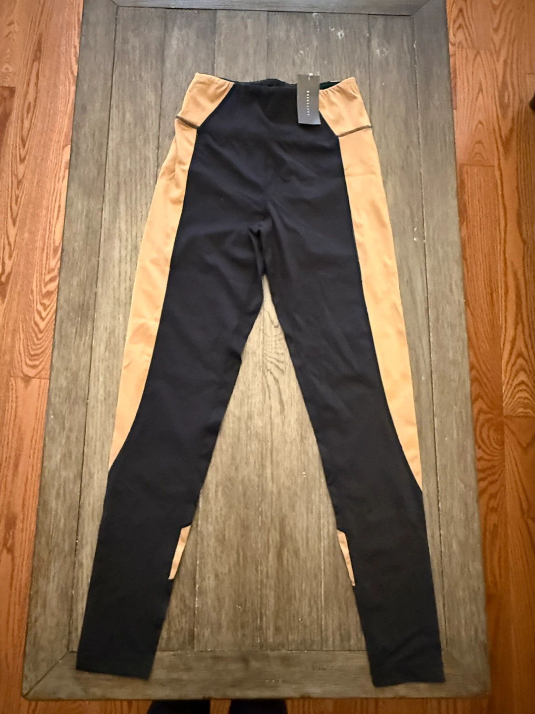 Suzy Shier Black & Tan Leggings - Size S
