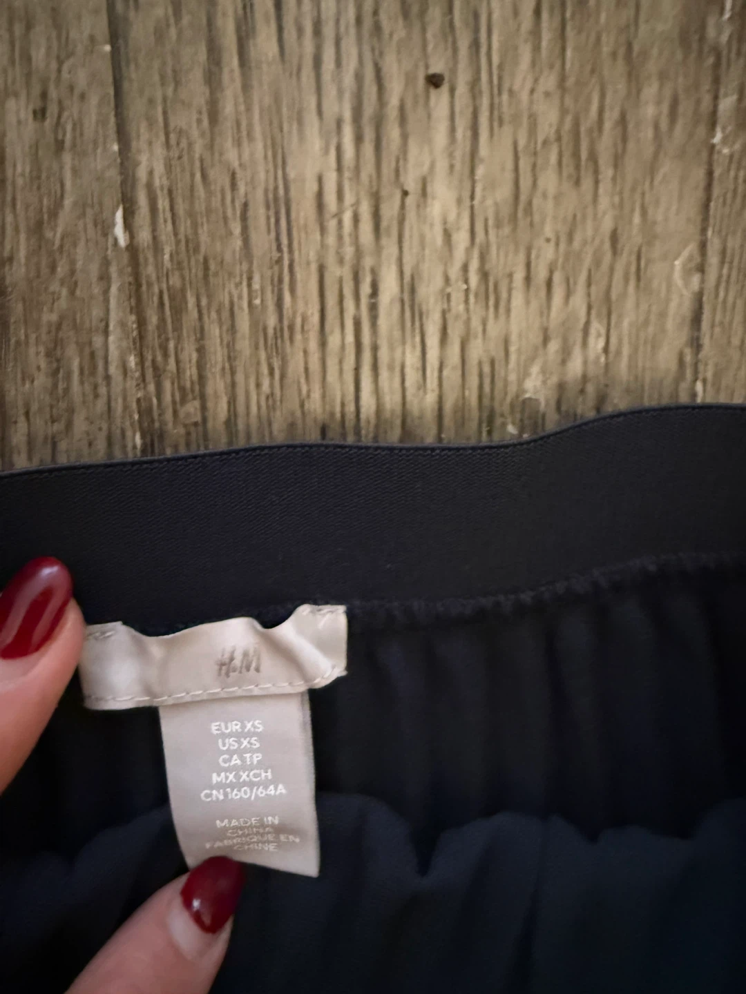 H&M Black Pleated Skirt - Size XS - photo 2