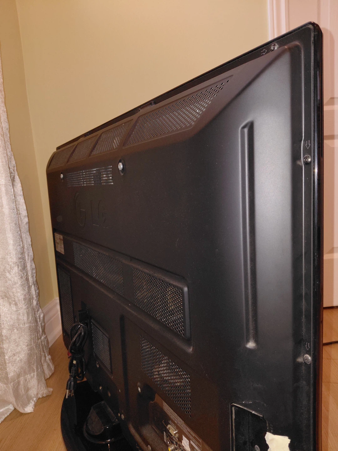 LG 42PG10 42" Plasma TV - photo 3