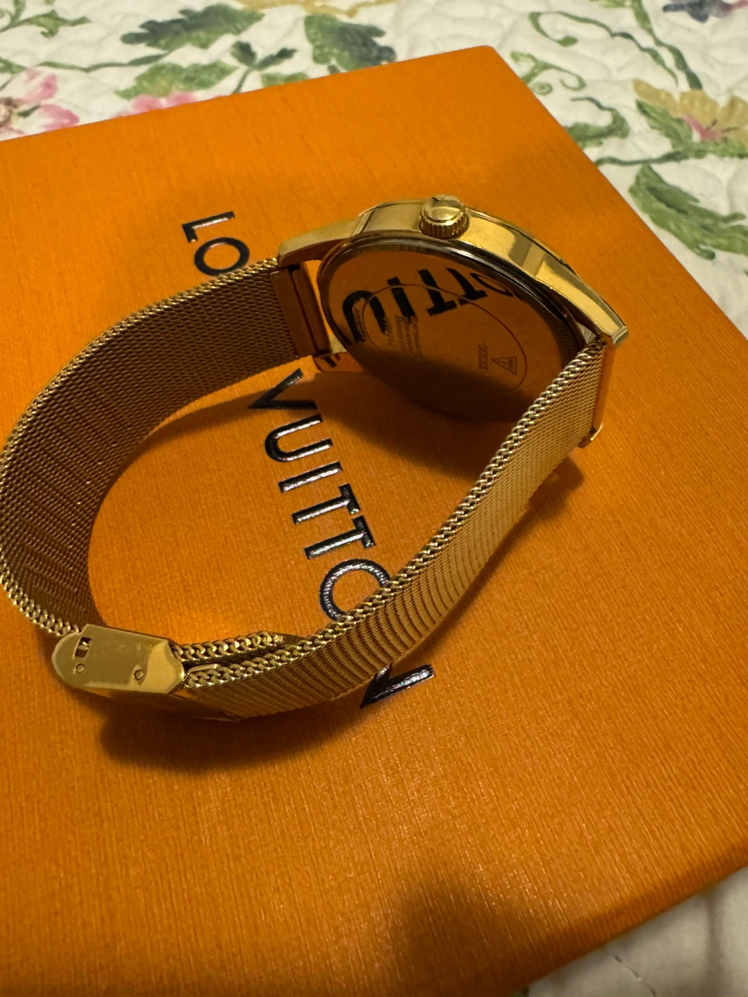 Guess Gold Mesh Watch - photo 4