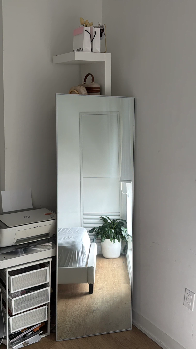 Full size length mirror