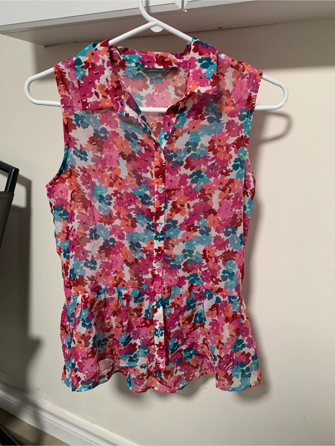 Women blouses and high rise pants XS
