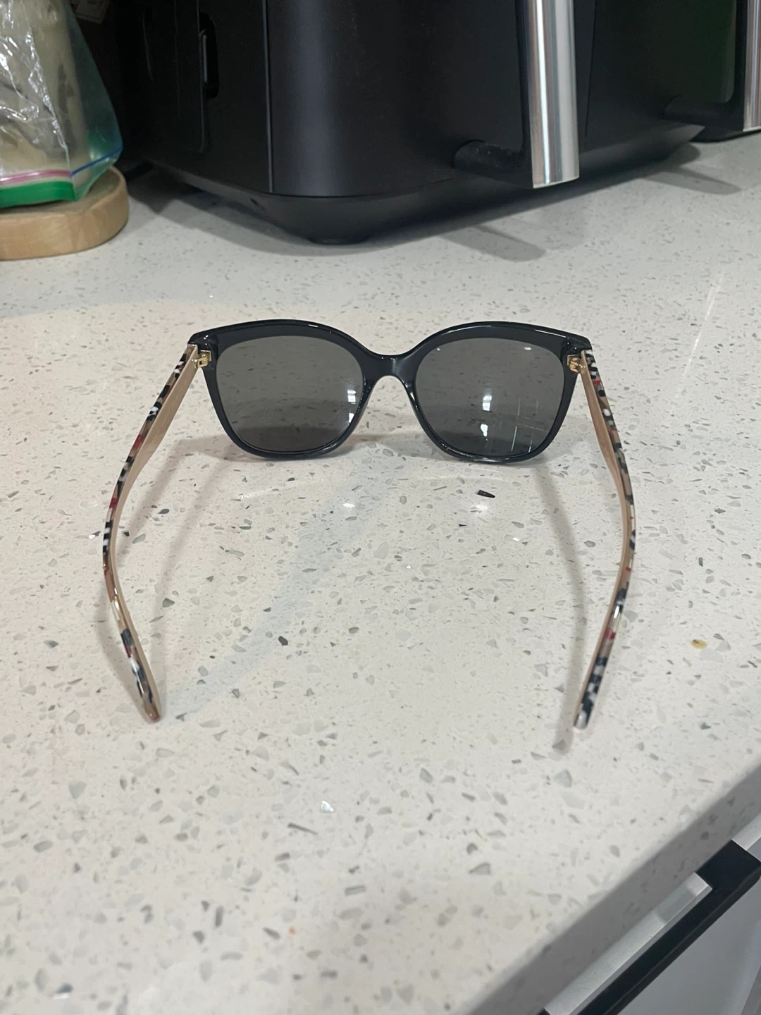 Burberry Sunglasses with Case - photo 4