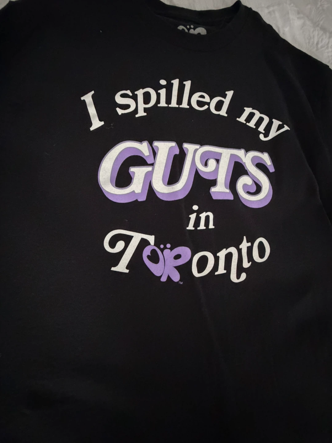 Olivia Rodrigo exclusive toronto pop up GUTS Tour Tee - Size M - photo 2