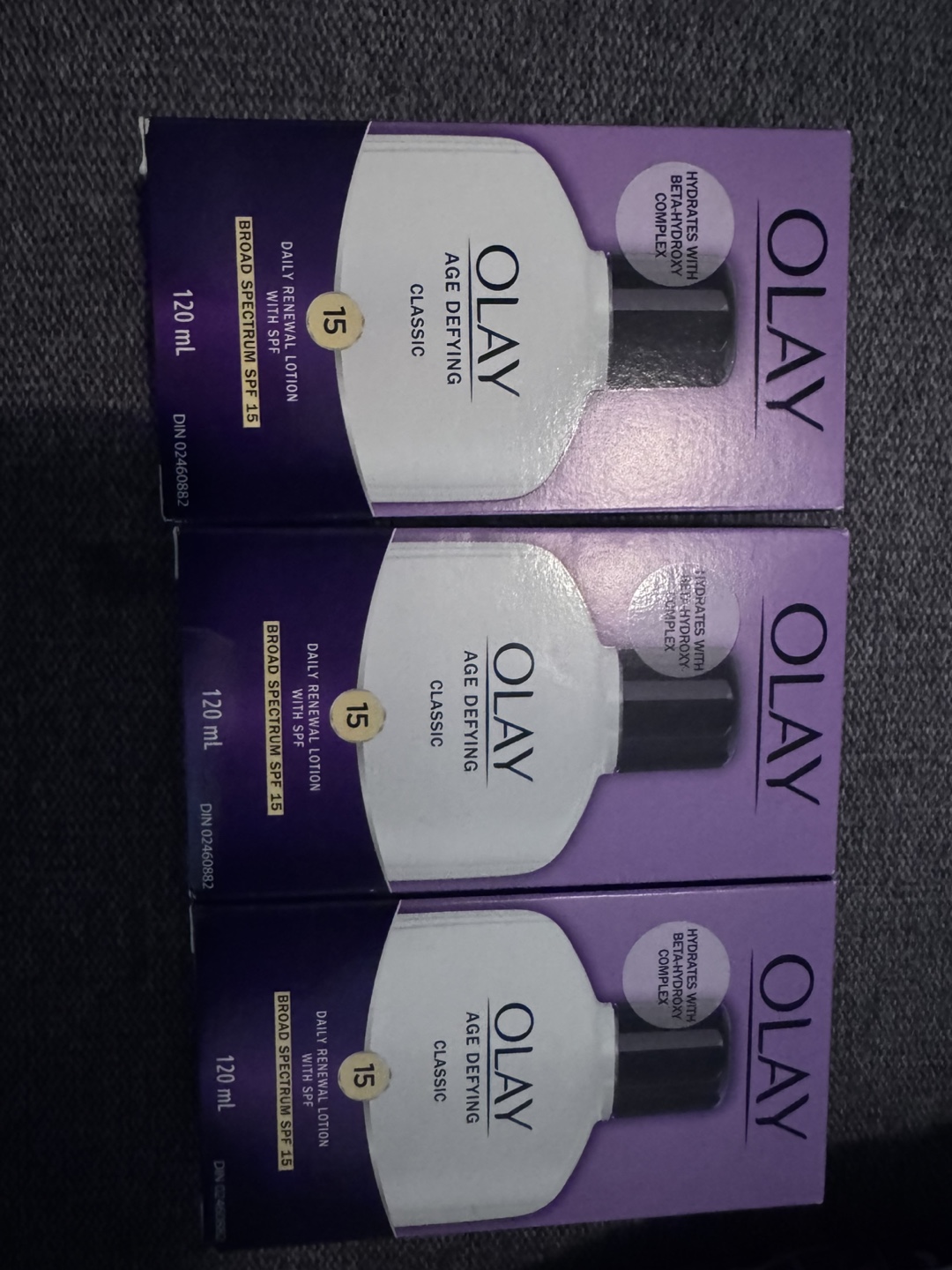 Olay Age Defying Classic Daily Renewal Lotion SPF 15