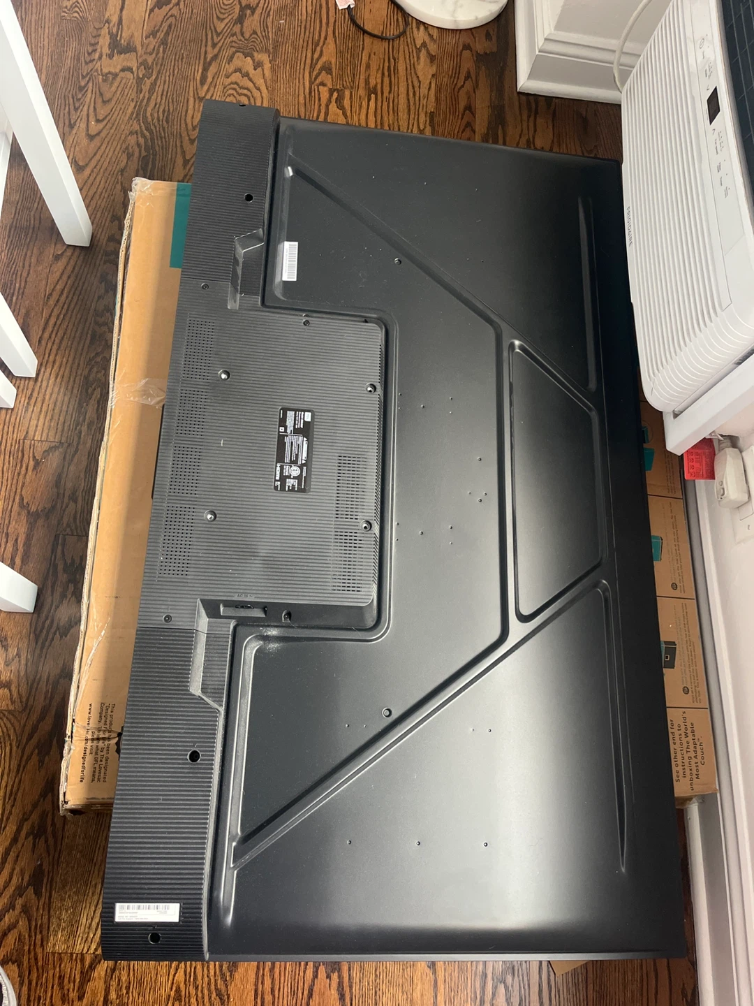 55 inch TLC TV - photo 2