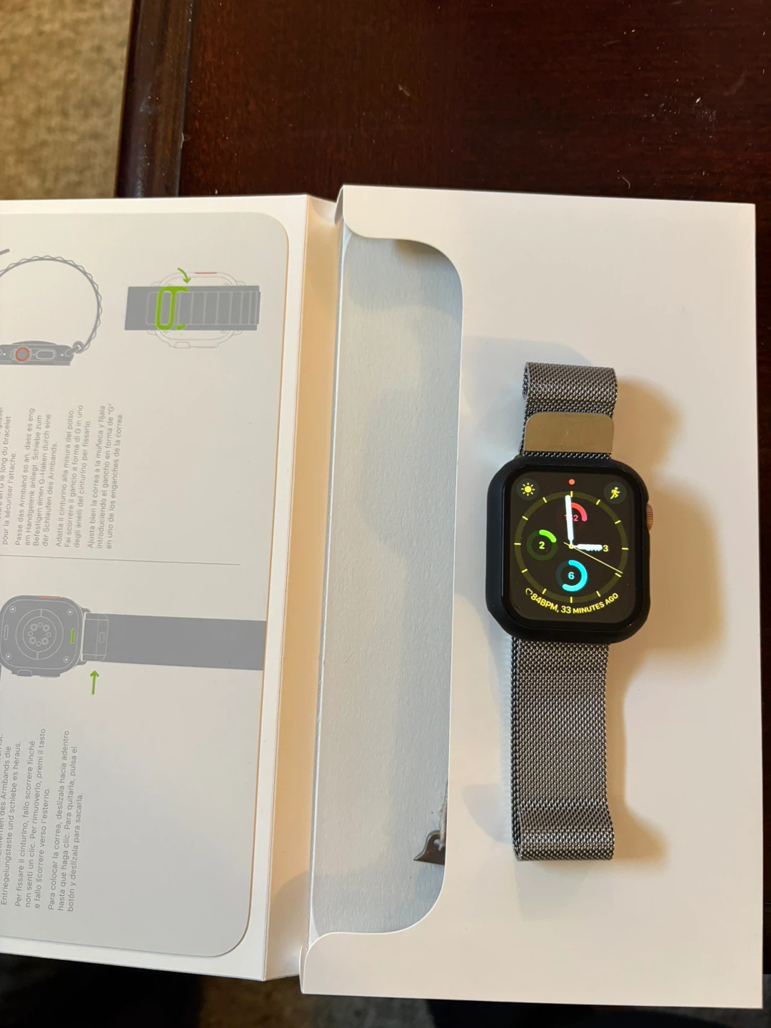 Apple Watch Series 5 44mm with protective antiglare watch cover - photo 4
