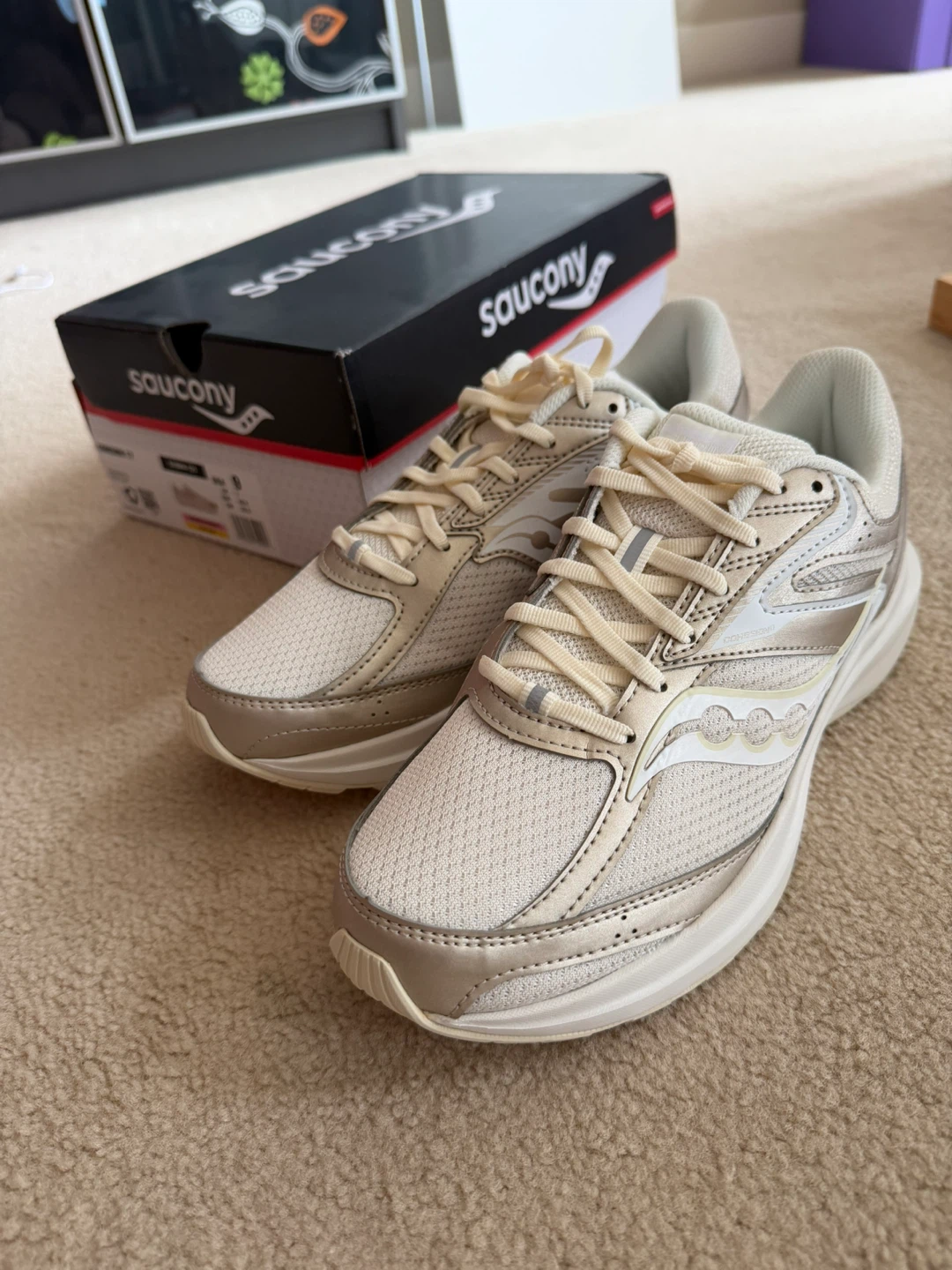 New - Saucony Cohesion 17 Women's Running Shoes - Size 9 wide