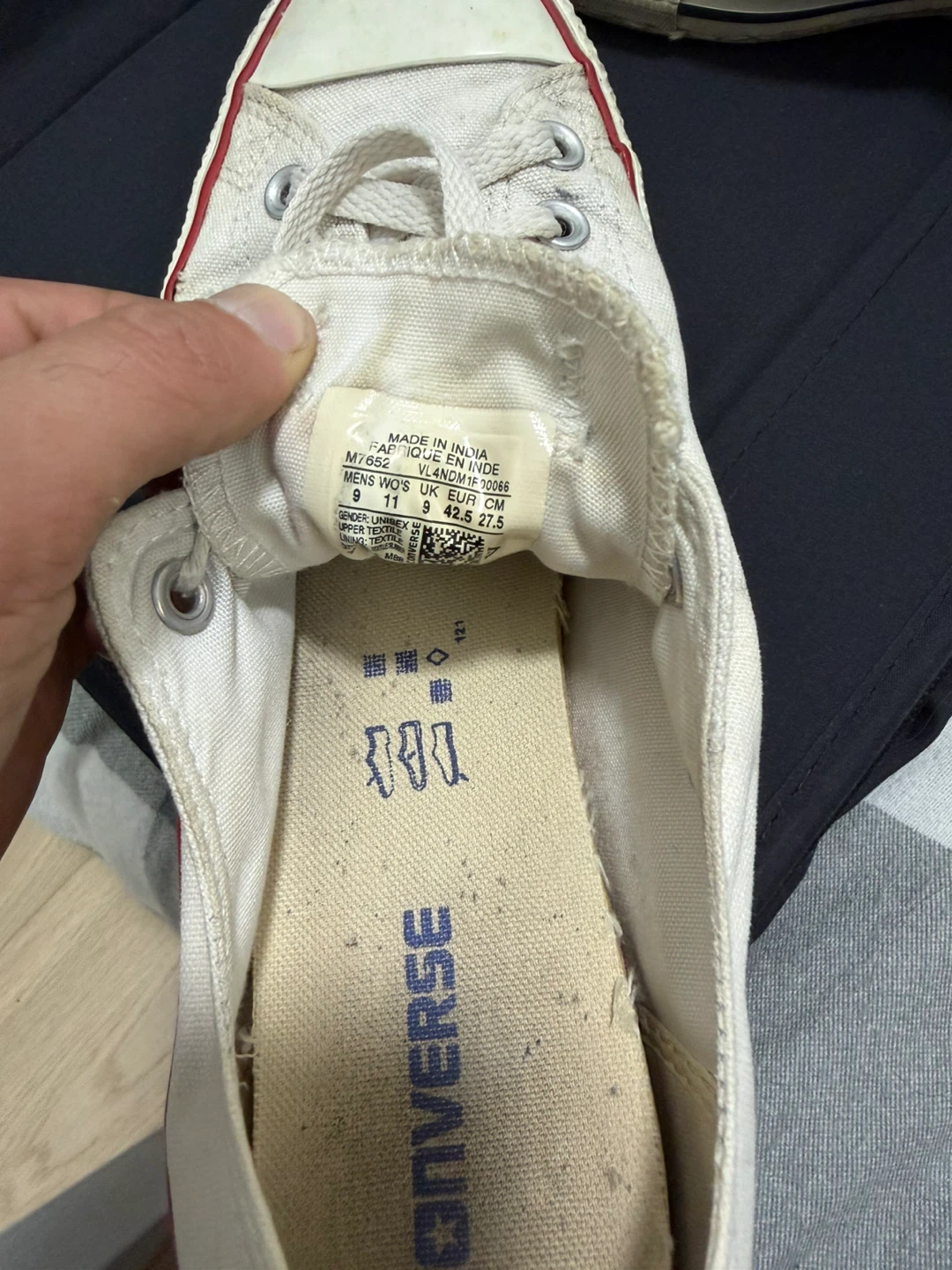 Converse All Star Sneakers - Size 9 Men’s /size 11 women - photo 3