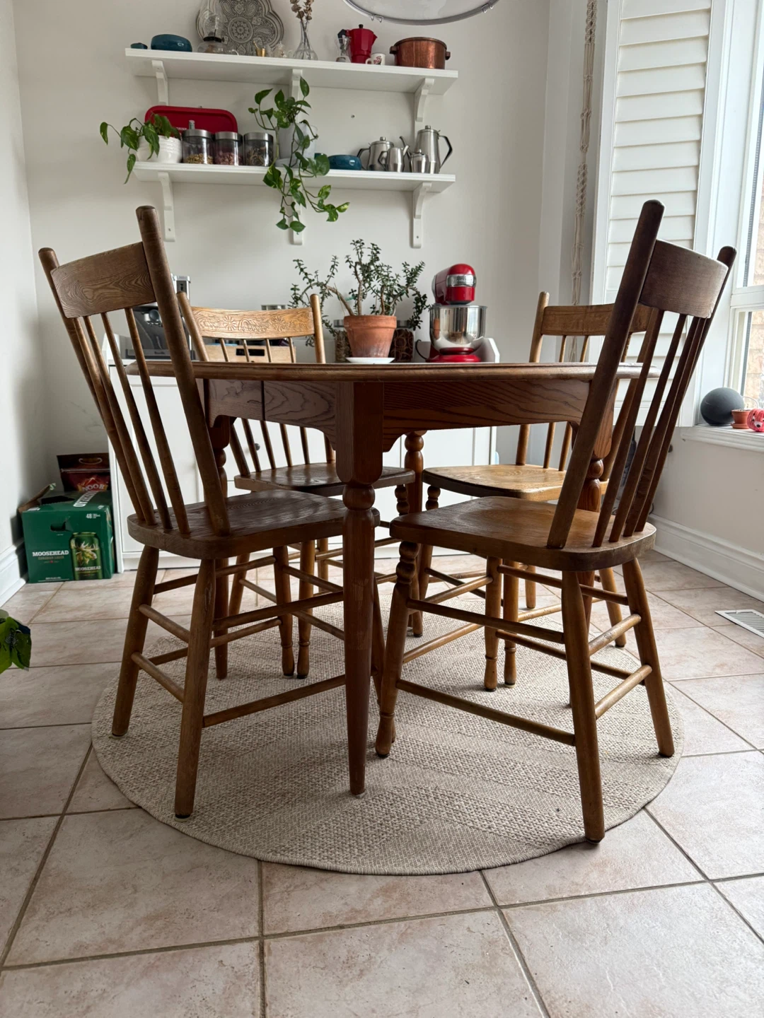 MOVING SALE - Round Wooden Dining Table with 4 Chairs - photo 3