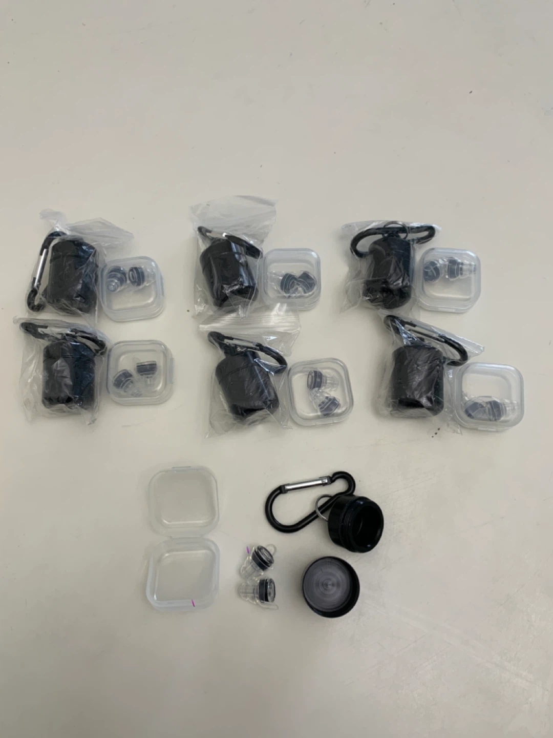 Earplugs with Case - Earbuds for concerts, work, reduce noise