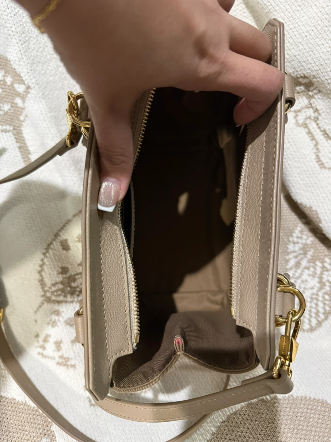 Burberry Mini Banner Beige Leather Bag - photo 3