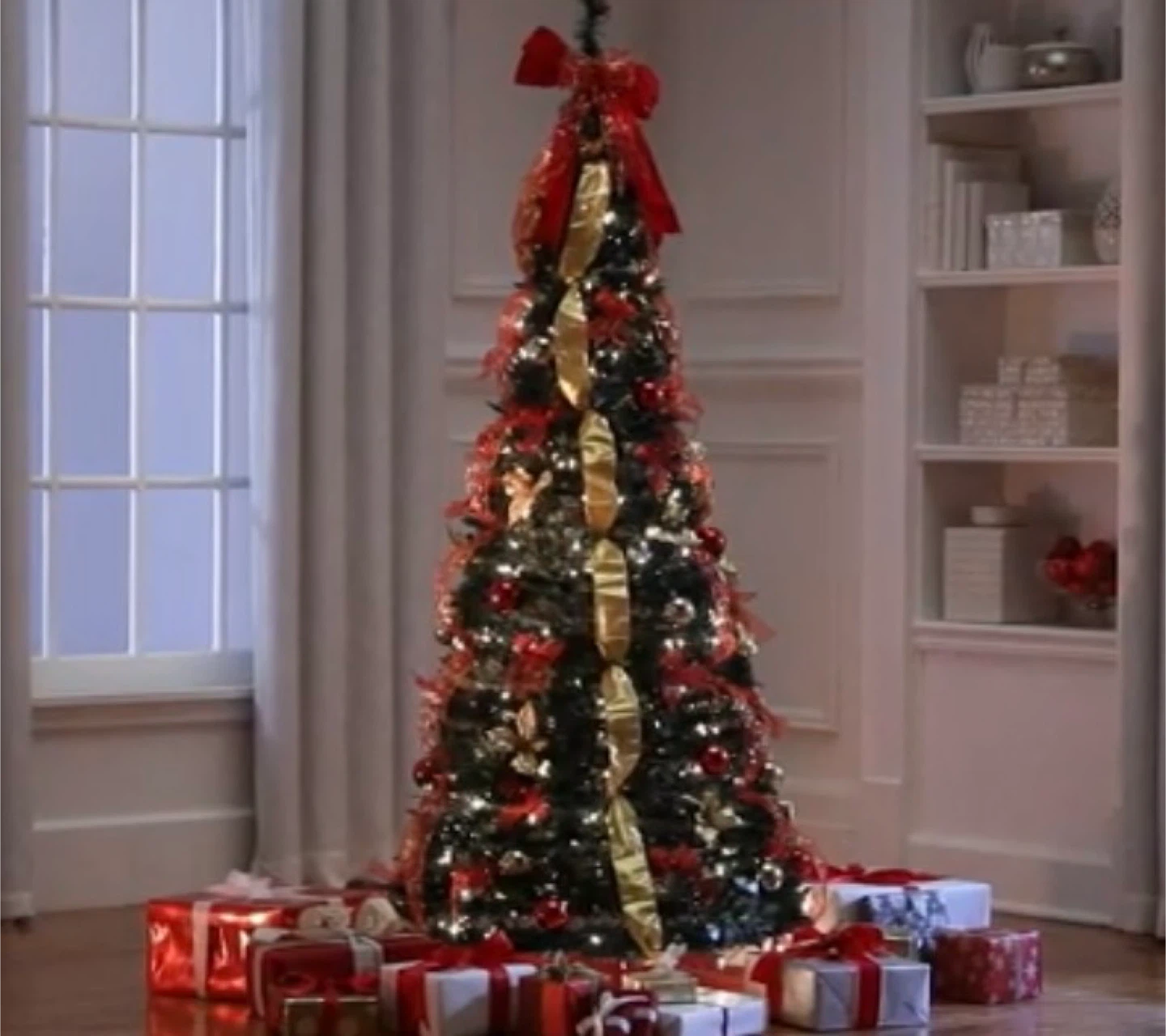 Christmas Tree with Red & Gold Decorations