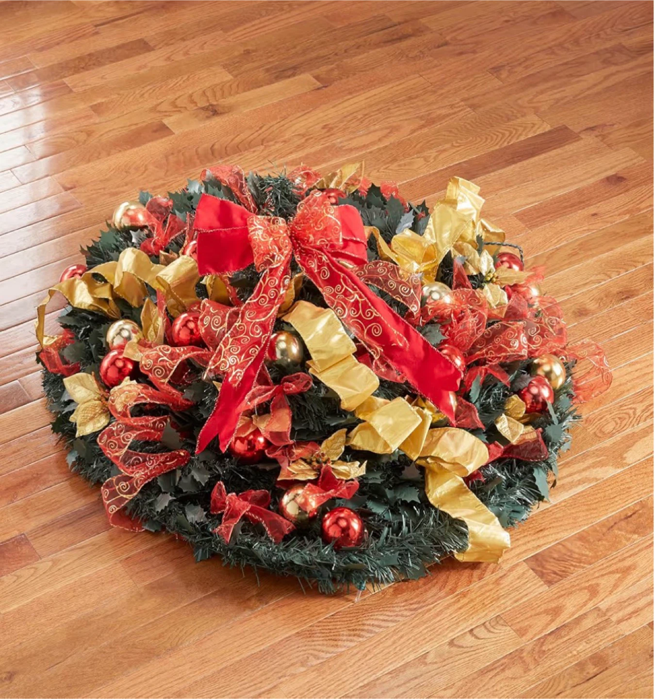 Christmas Tree with Red & Gold Decorations - photo 3