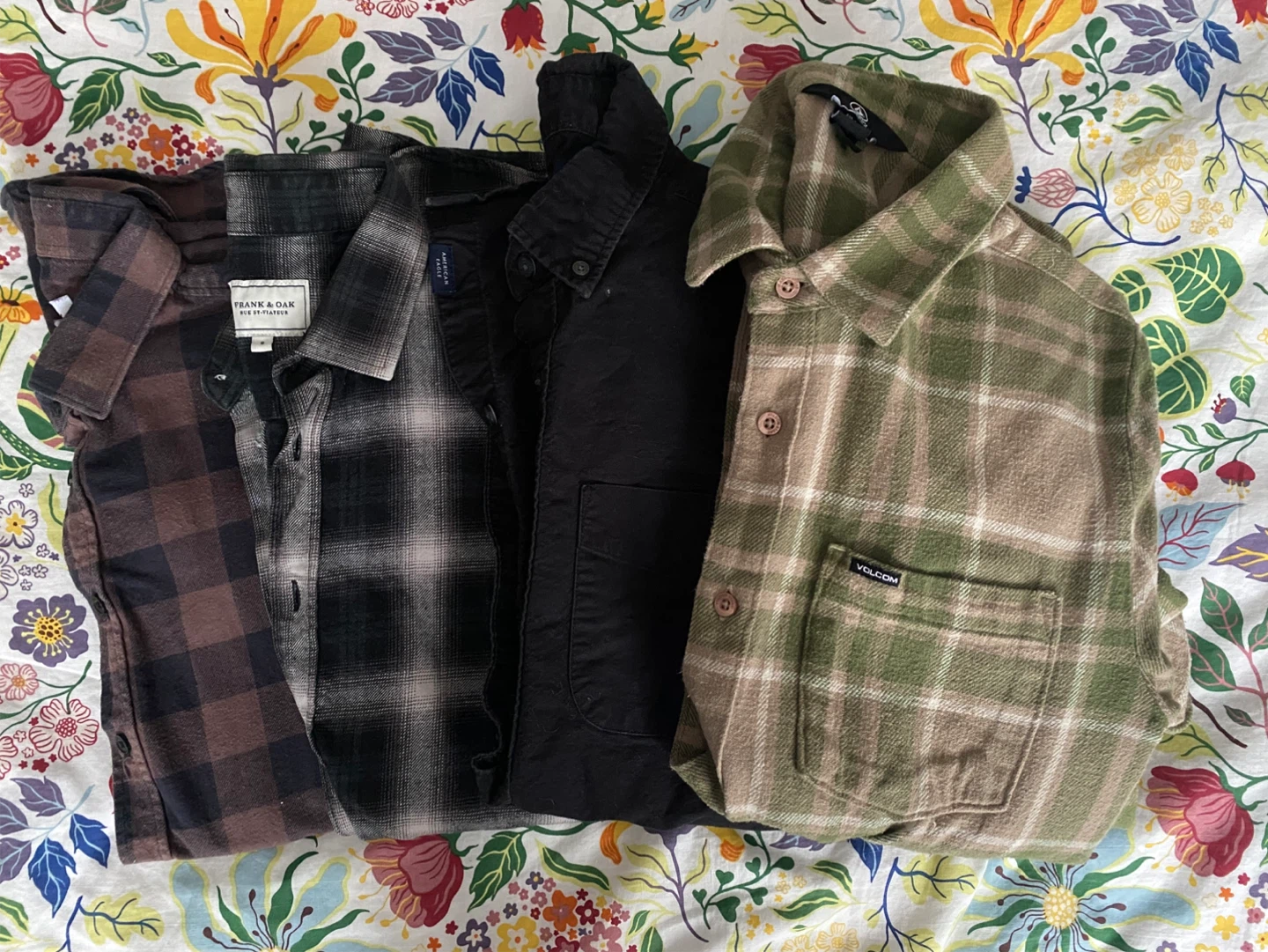 Lot of 4 Flannel Shirts: Frank & Oak, Volcom