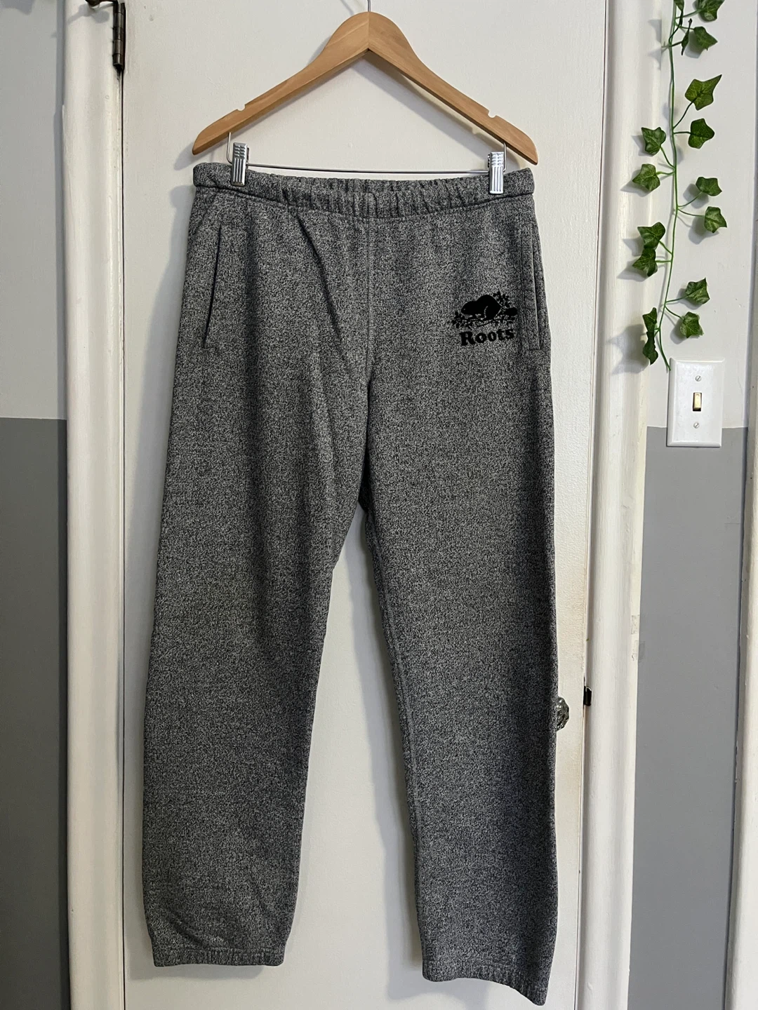 Roots Men’s Sweatpants - Size L