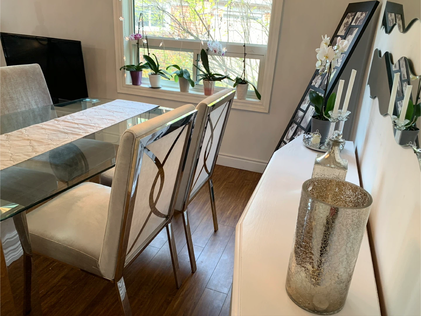 Dining Table with 4 Chairs - Glass Top - photo 4