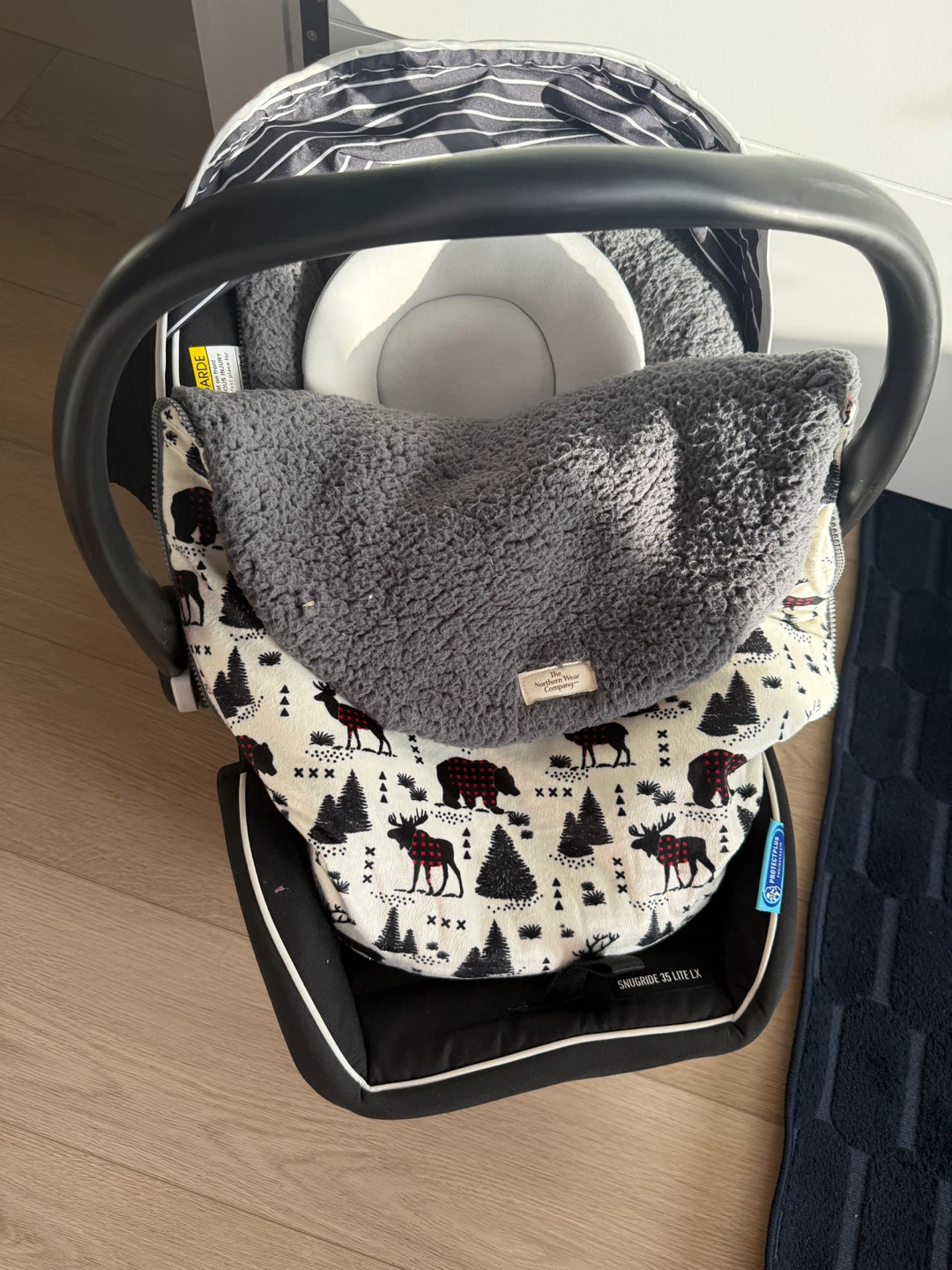 Graco SnugRide 35 Lite LX Infant Car Seat