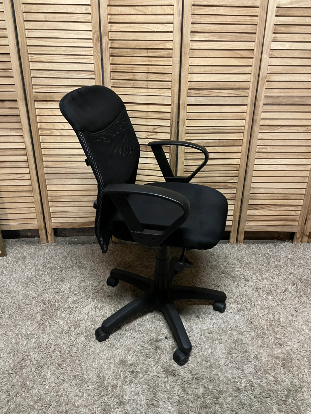 Black Mesh Office Chair - photo 3