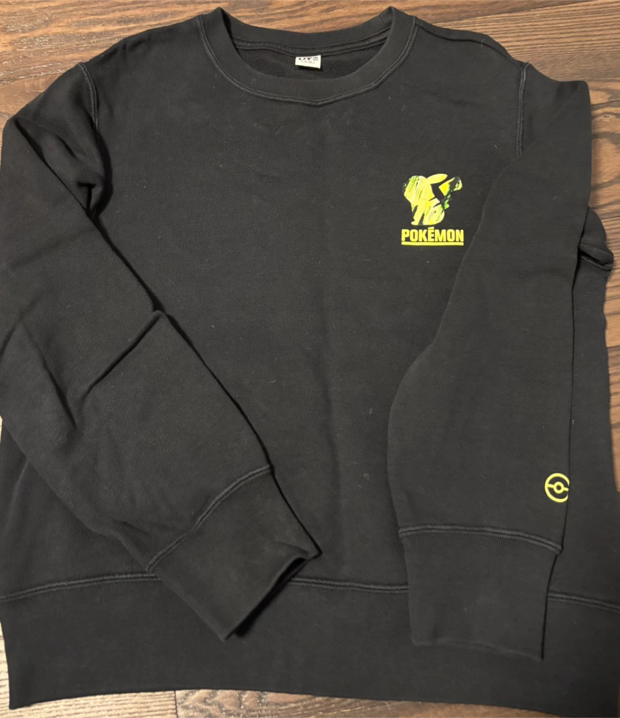 Pokémon Black Sweatshirt 9-10