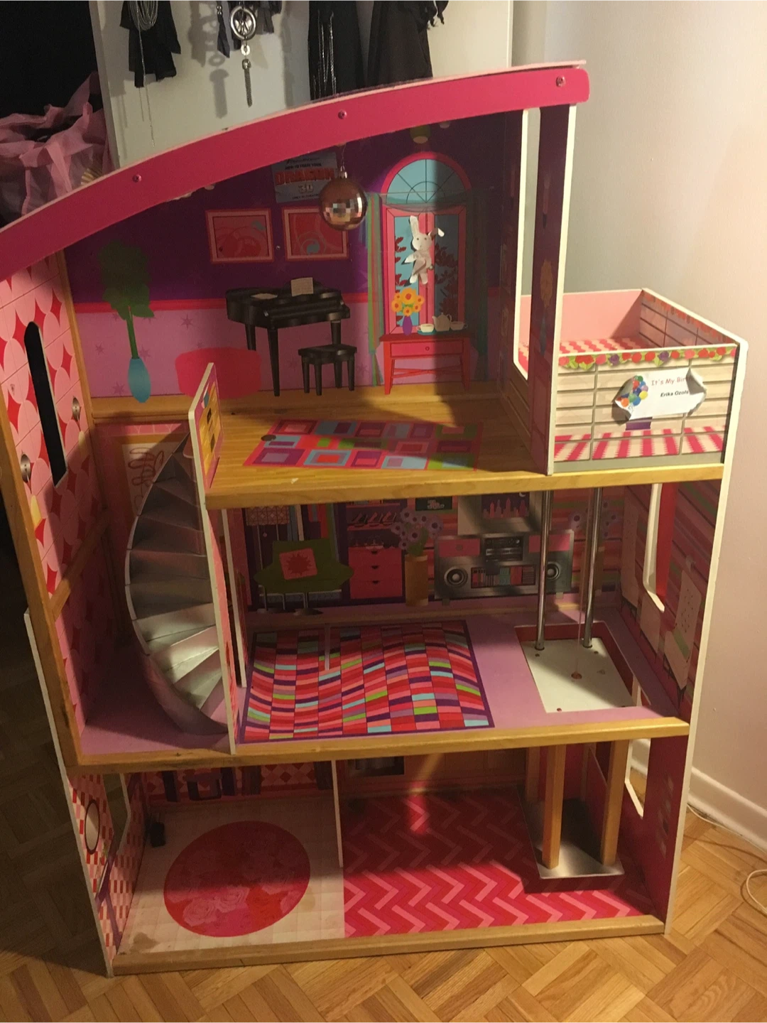 KidKraft Dream Mansion Dollhouse looking for a loving home. - photo 2