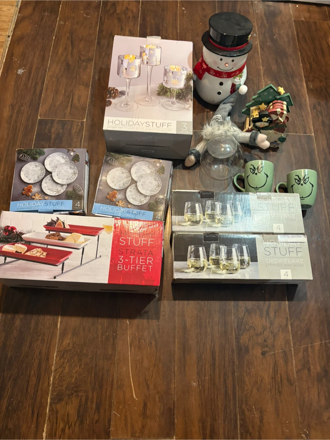 Xmas decorations and cutlery lot