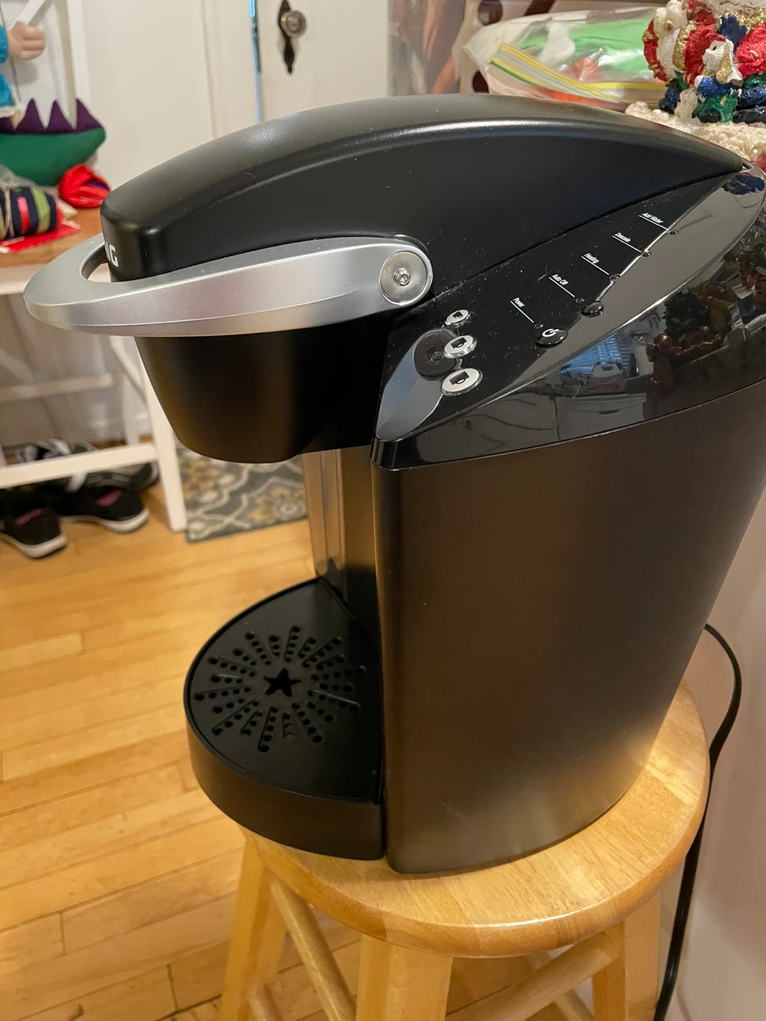Keurig Single Serve Coffee Maker - photo 4