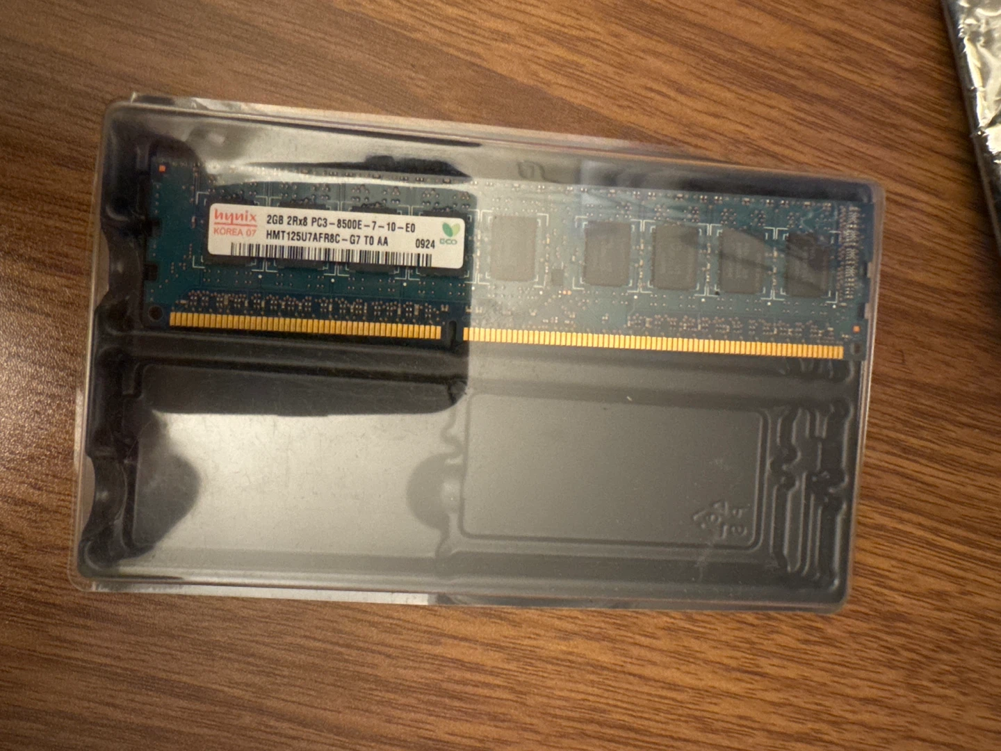 Hynix 2GB PC3-8500E RAM - New in Box