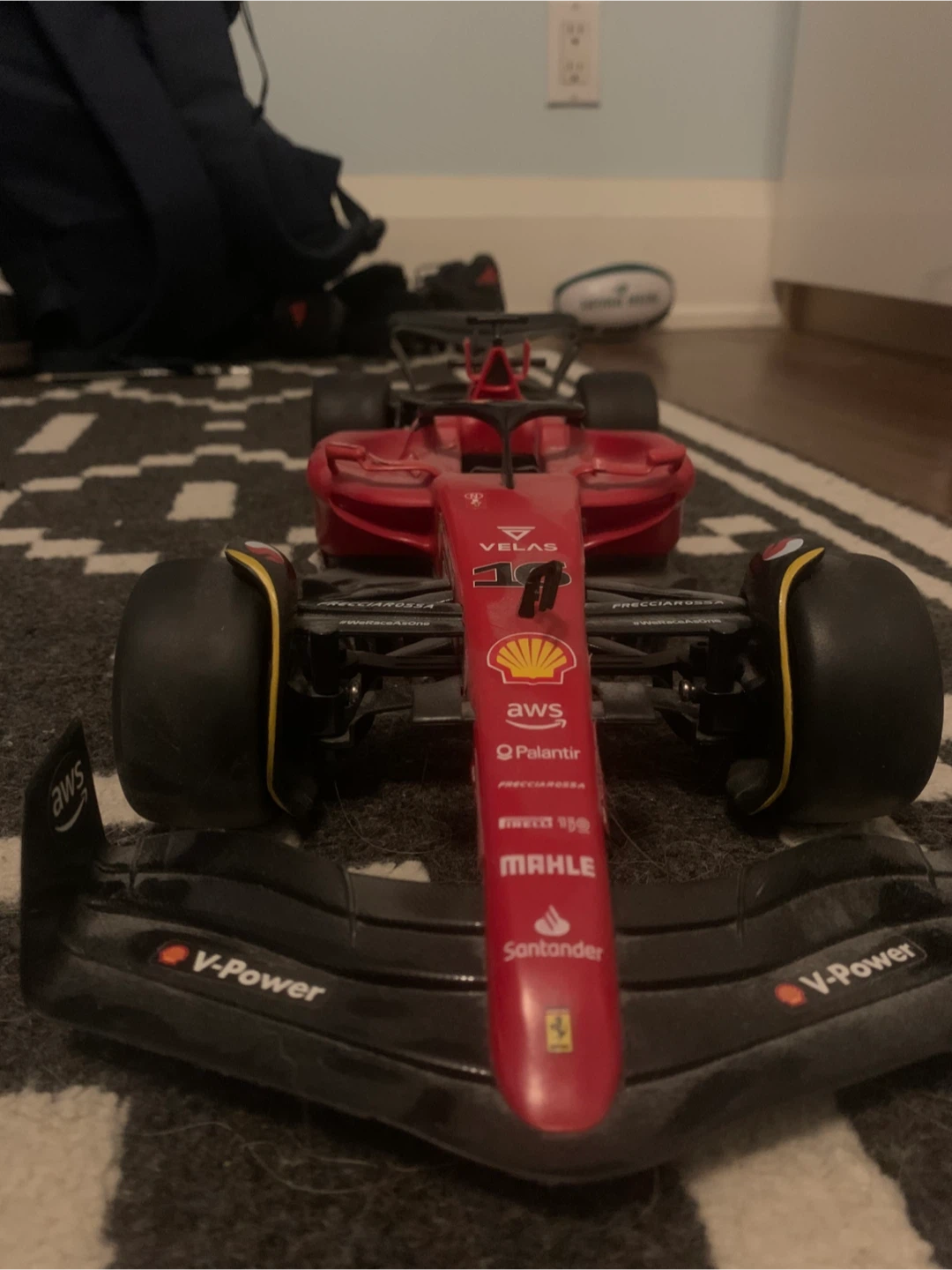 Ferrari F1-75 Radio Controlled Race Car - photo 3