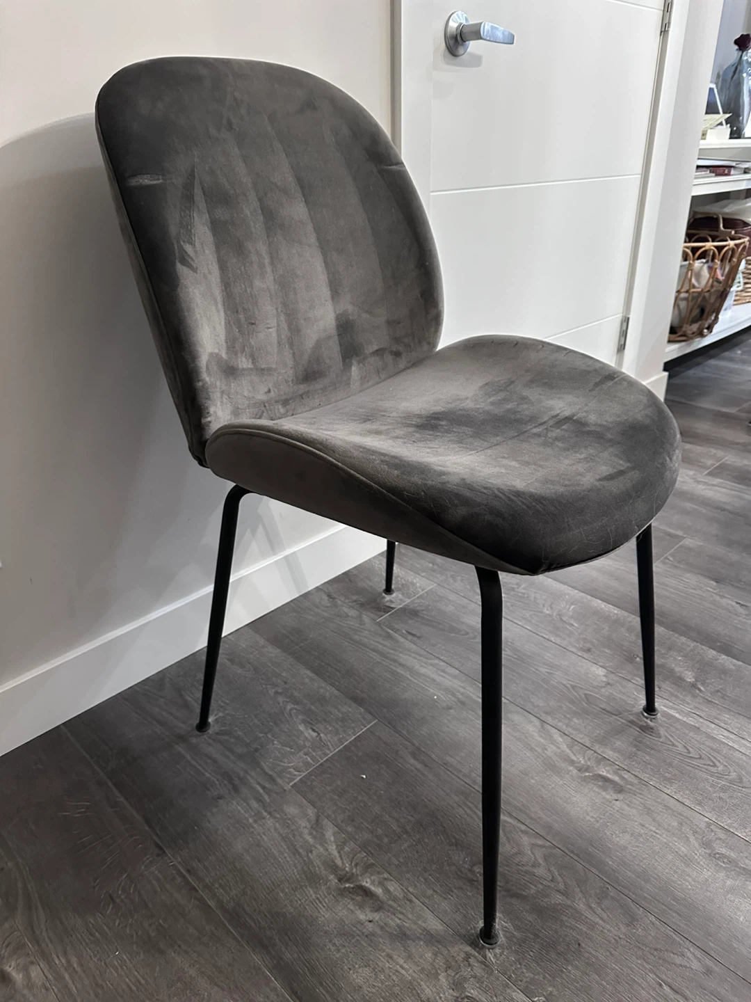 Live edge wood table and velvet chairs - photo 4