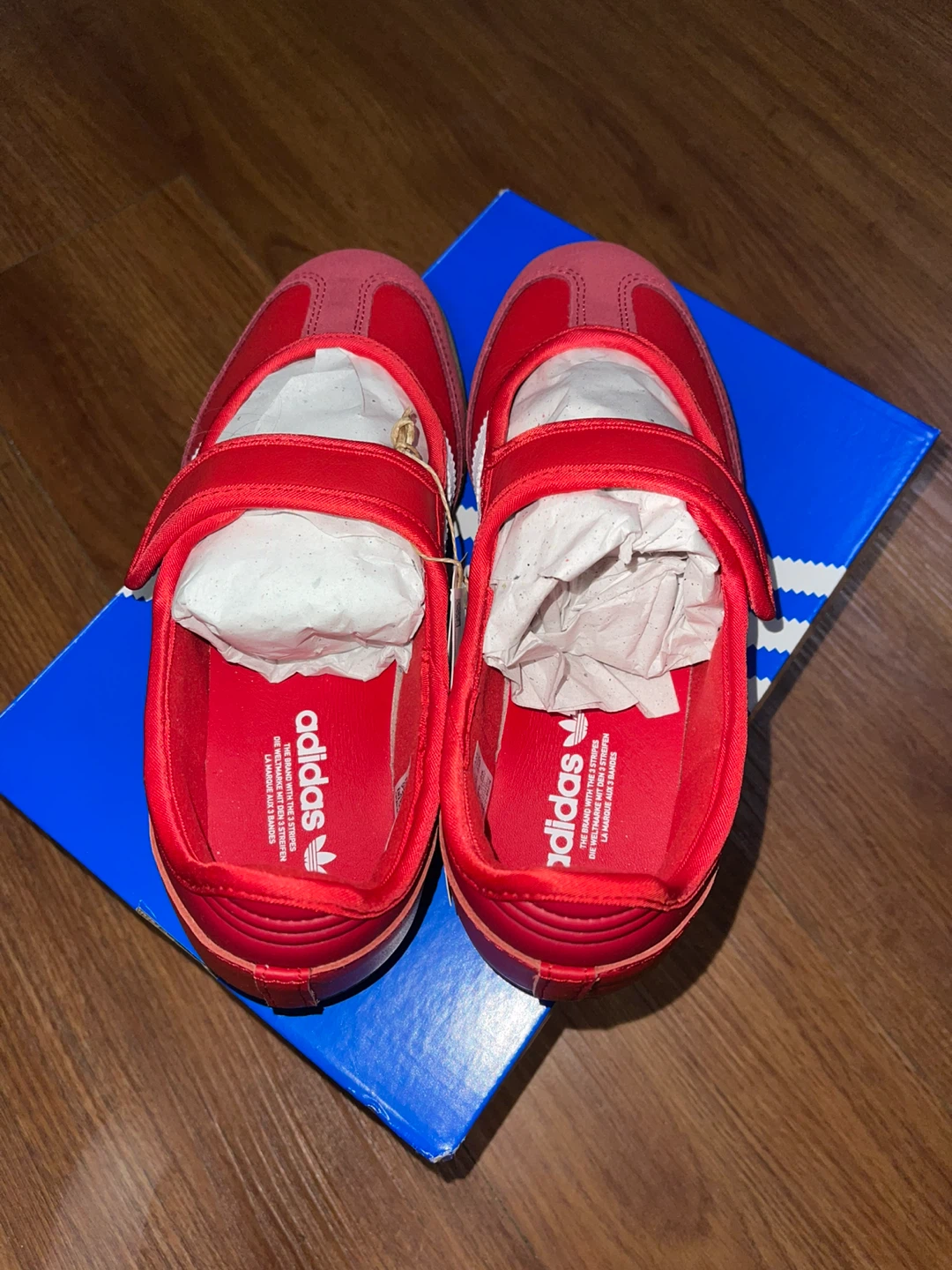 Adidas Samba Jane Red Size 6 Women's - photo 3