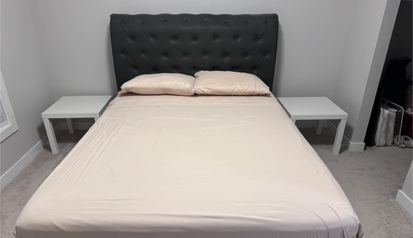 Grey Tufted Faux Leather Bed Frame - photo 5